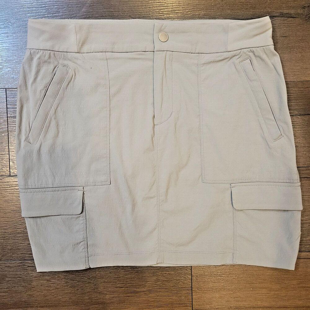 Athleta Trekkie Skort Womens 12 Cargo Pockets Mini Skirt Gray Hiking Athletic